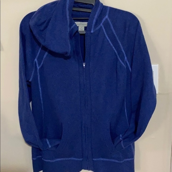 Gander Mountain Tops - Zip Up Sweater Hoodie